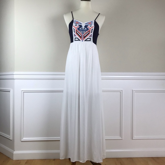 Flying Tomato | Aztec Print Maxi Dress - Picture 1 of 7